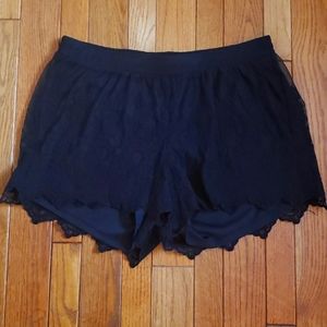 Torrid 0 Lace overlay Shorts